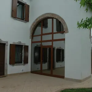 Rose Rosse Nocleg ze śniadaniem
